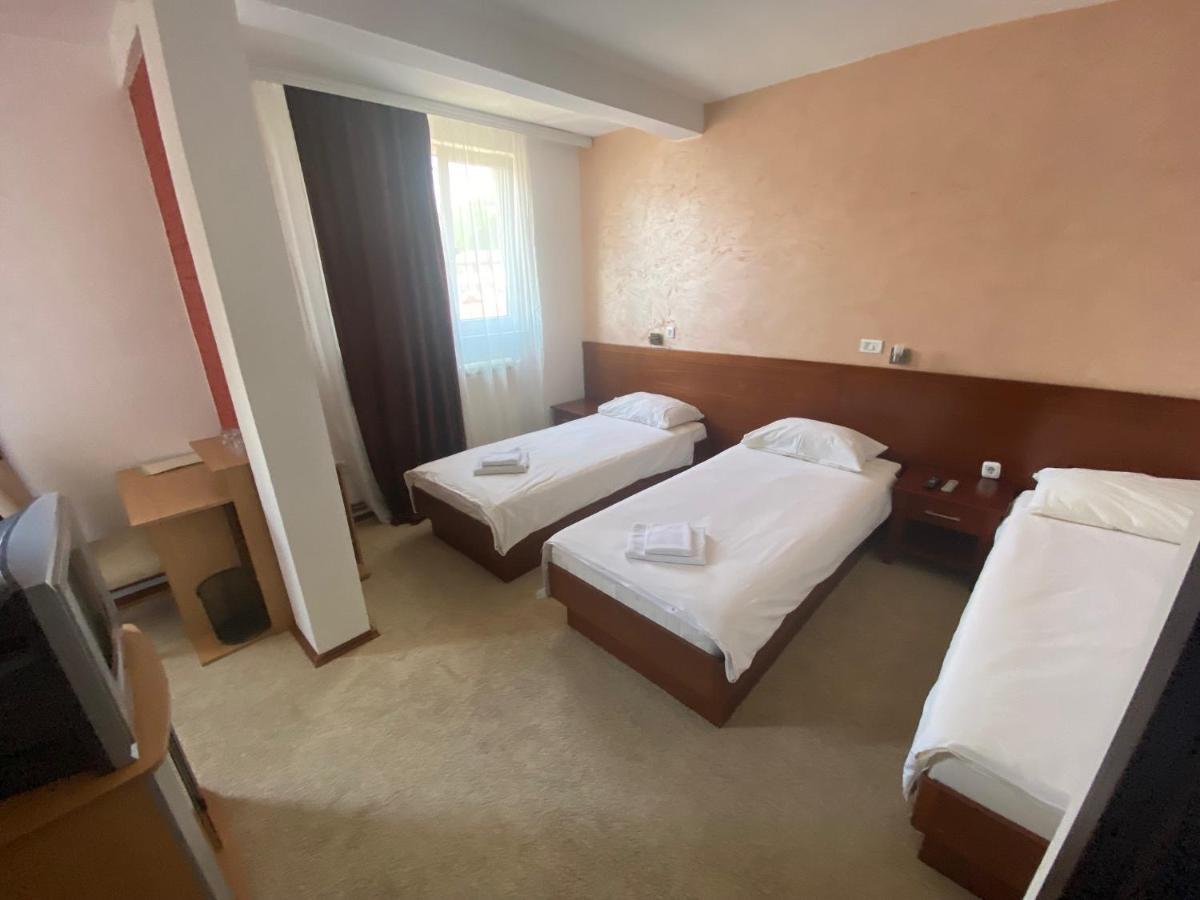 Hotel Dominus Bijelo Polje Exterior photo