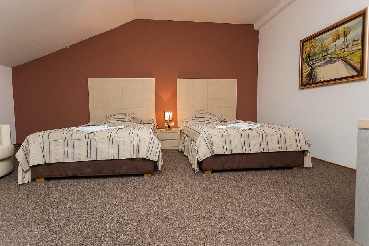 Hotel Dominus Bijelo Polje Exterior photo
